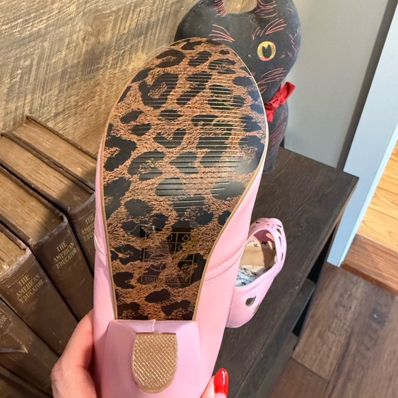 Bettie Page Marilyn pumps - NWOT - Picture 8 of 9